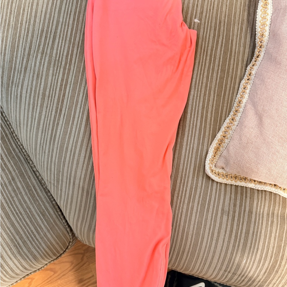 Lululemon Coral Leggings